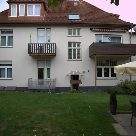Haus Mecklenburg Hotel 3*
